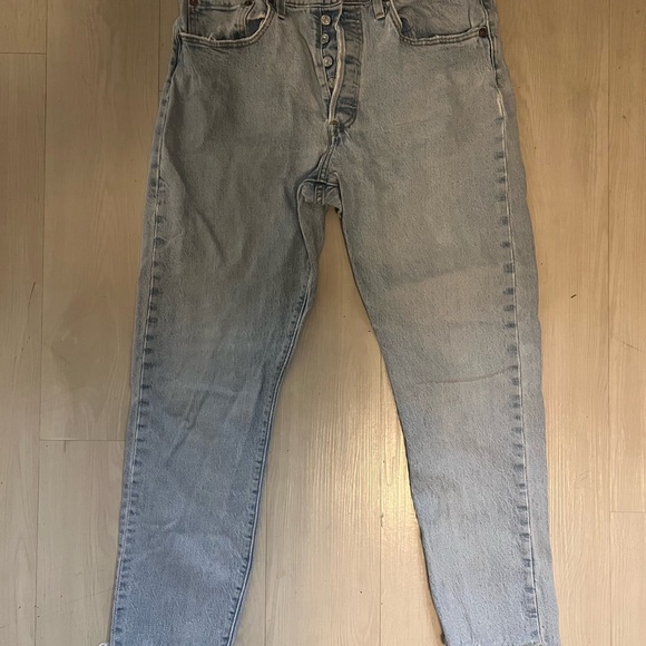 Women’s Levi 501 red tag size 31/28 - Picture 2 of 8
